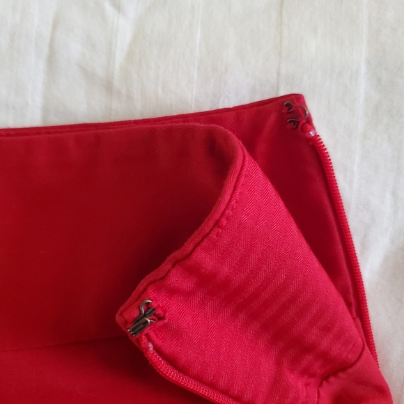 The Limited Red Skirt - Size 2 - Picture 5 of 8